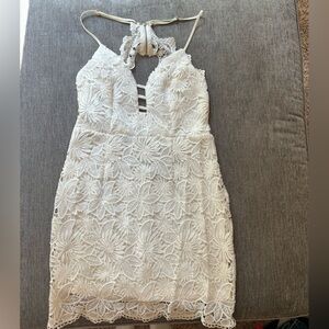 Forever 21 white lace summer dress with open back